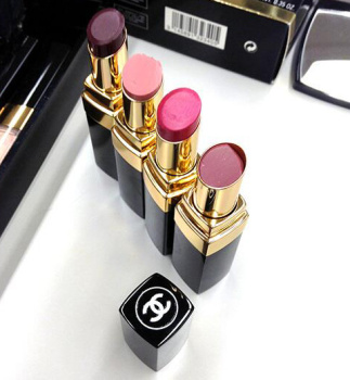 CHANEL ROUGE ALLURE LIPSTICK IN 145 RAYONNANTE AND STYLO YEUX WATERPROOF  NOIR INTENSE